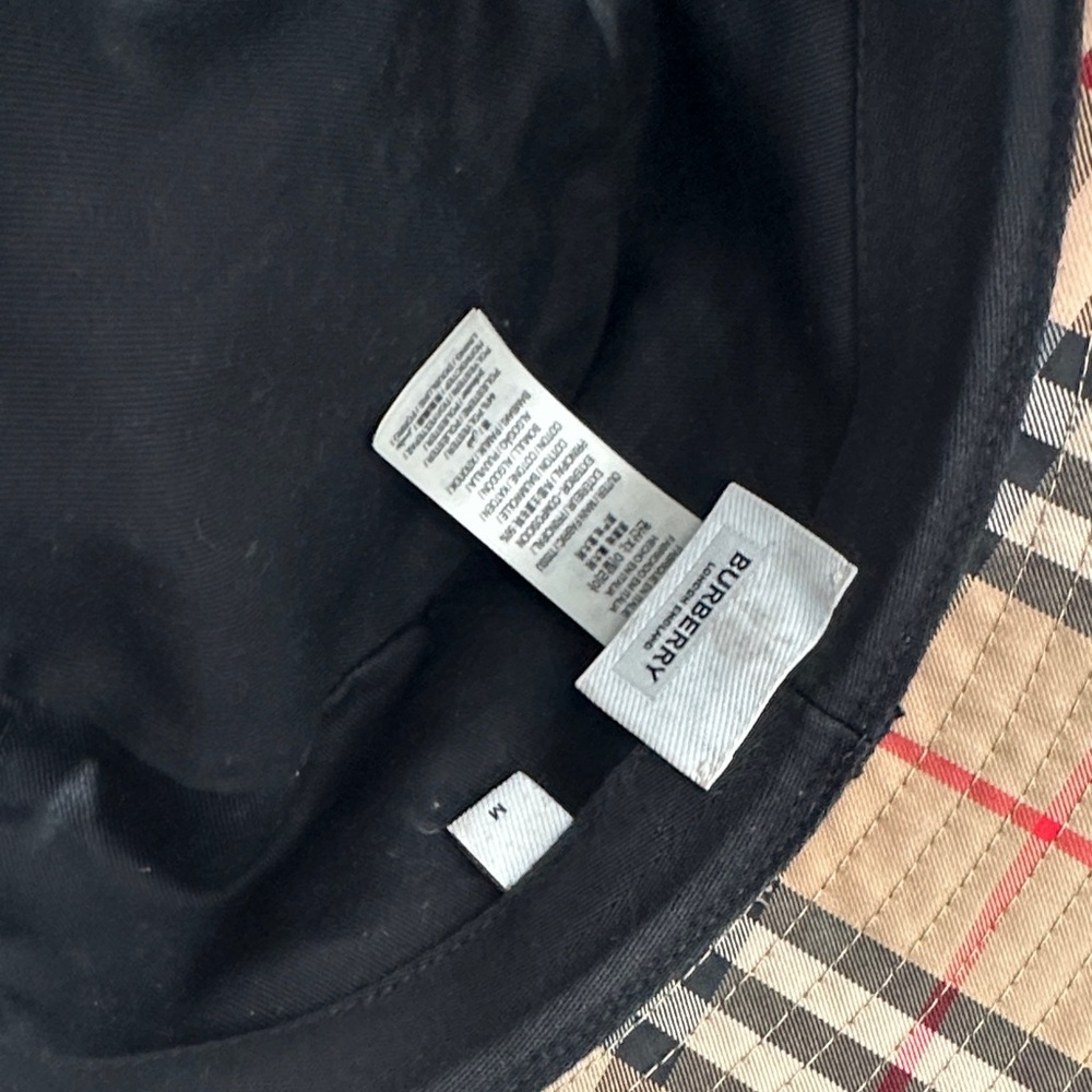 Burberry Tan and Red Plaid Bucket Hat - Picture 4 of 8